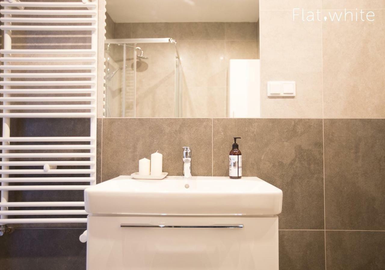 Apartamenty Flat White Zamkowa 4-6 Зелёна-Гура Экстерьер фото
