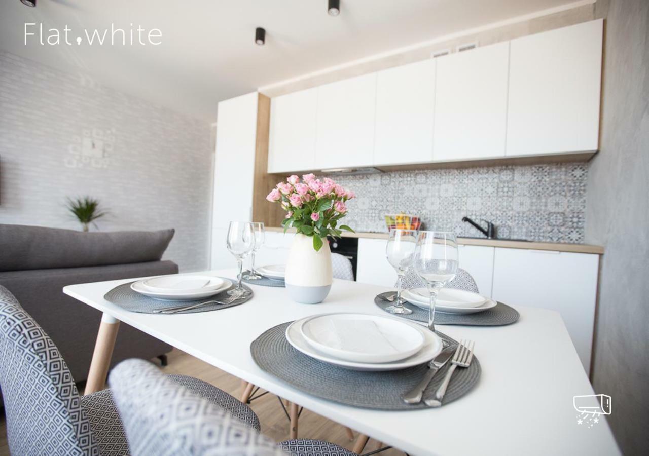Apartamenty Flat White Zamkowa 4-6 Зелёна-Гура Экстерьер фото